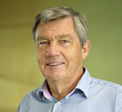 The Max Planck Institute of Colloids and Interfaces mourns for the loss of a long-standing founding director.