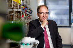 Prof. Dr. Peter H. Seeberger